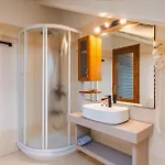 Authentic In Fiscardo Apartman *