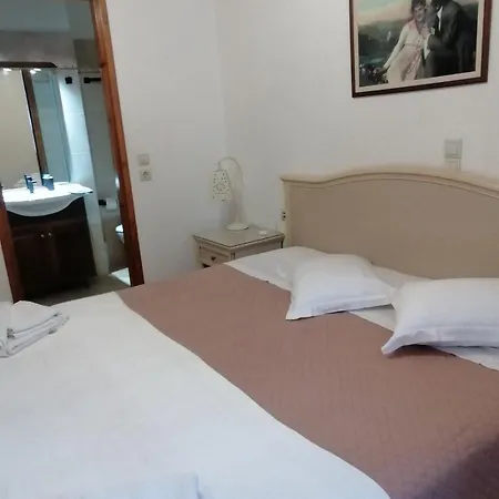 Authentic In Fiscardo Appartement