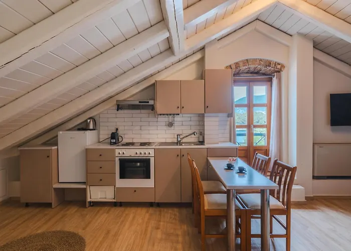 Authentic In Fiscardo Apartament